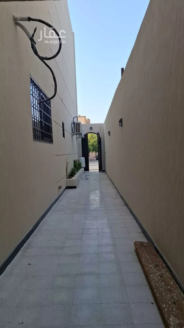 فيلا للإيجار في شارع محمد الأغلبي, حي الحمراء, مدينة الرياض, منطقة الرياض صورة 5