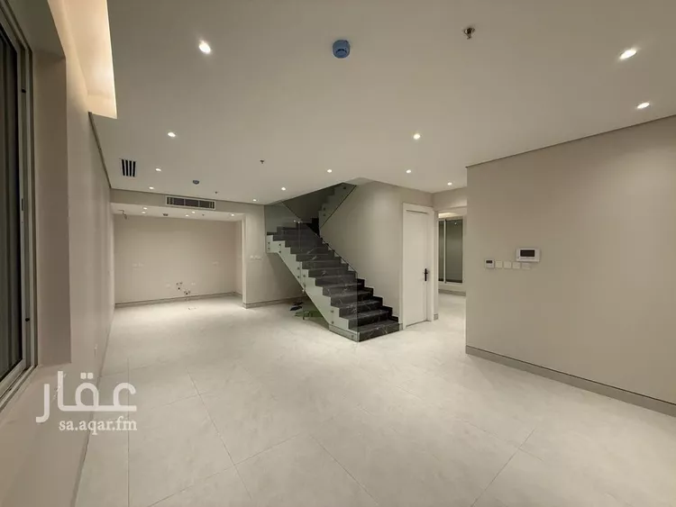 فيلا للإيجار في شارع علي بن أحمد العمري, حي العارض, مدينة الرياض, منطقة الرياض صورة 4