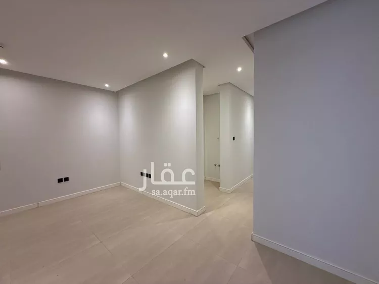 فيلا للإيجار في شارع احمد بن سعيد ابن الهندي, حي العارض, مدينة الرياض, منطقة الرياض صورة 4