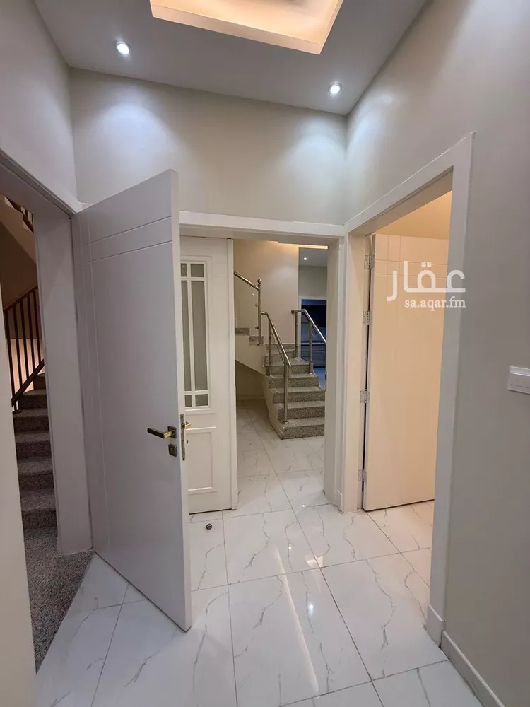 دور للإيجار في شارع أبي الحسين المدائني, حي العارض, مدينة الرياض, منطقة الرياض 8