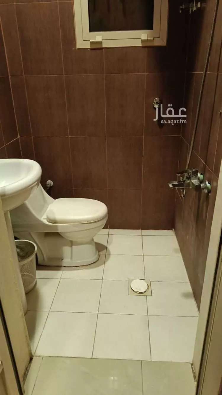 عمارة للإيجار في شارع ابو عبيدة عامر بن الجراح, حي المنار, مدينة الدمام, المنطقة الشرقية صورة 3