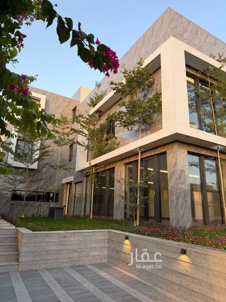 فيلا للبيع في شارع الجيموم, حي النفل, مدينة الرياض, منطقة الرياض صورة 3