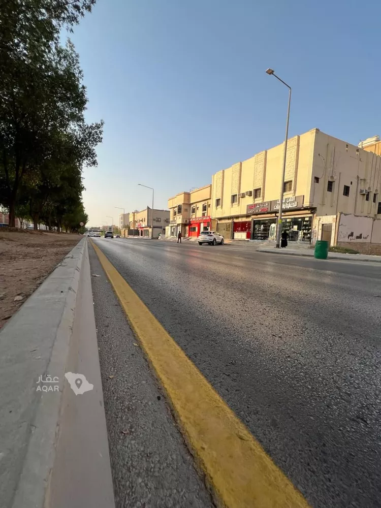 أرض للبيع في شارع عائشة بنت ابي بكر, حي العريجاء الأوسط, مدينة الرياض, منطقة الرياض