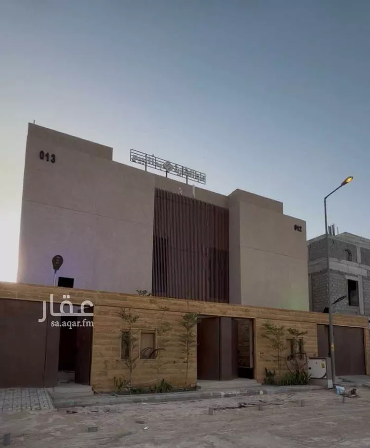 دور للبيع في شارع ابن تقي الدين, حي المرجان, مدينة الرياض, منطقة الرياض