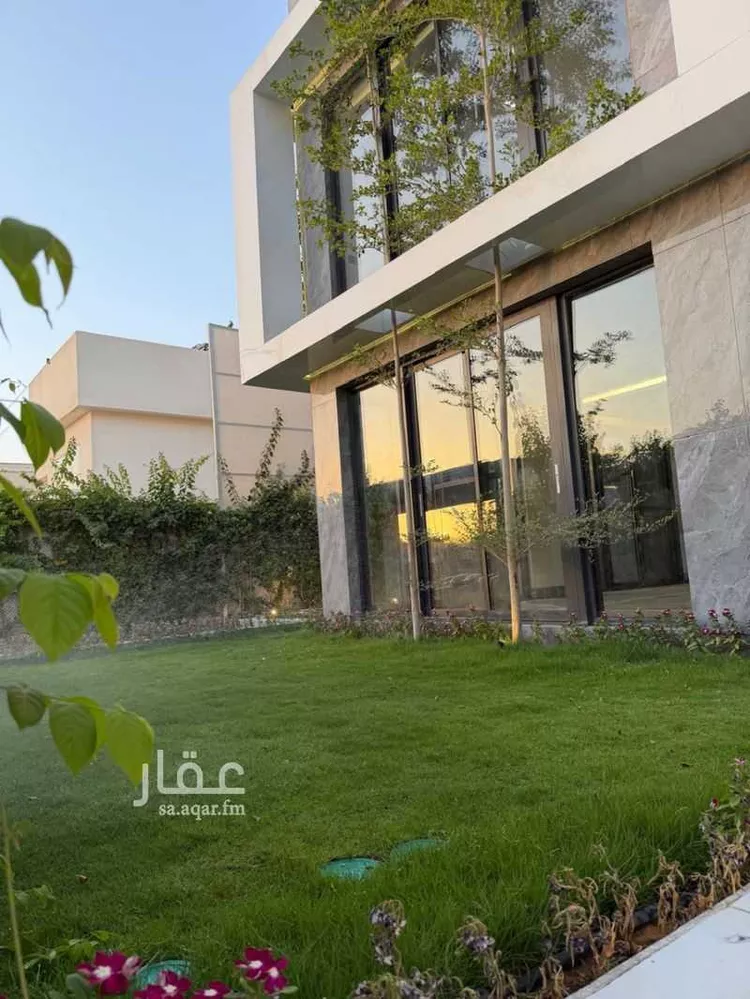 فيلا للبيع في شارع الجيموم, حي النفل, مدينة الرياض, منطقة الرياض صورة 2