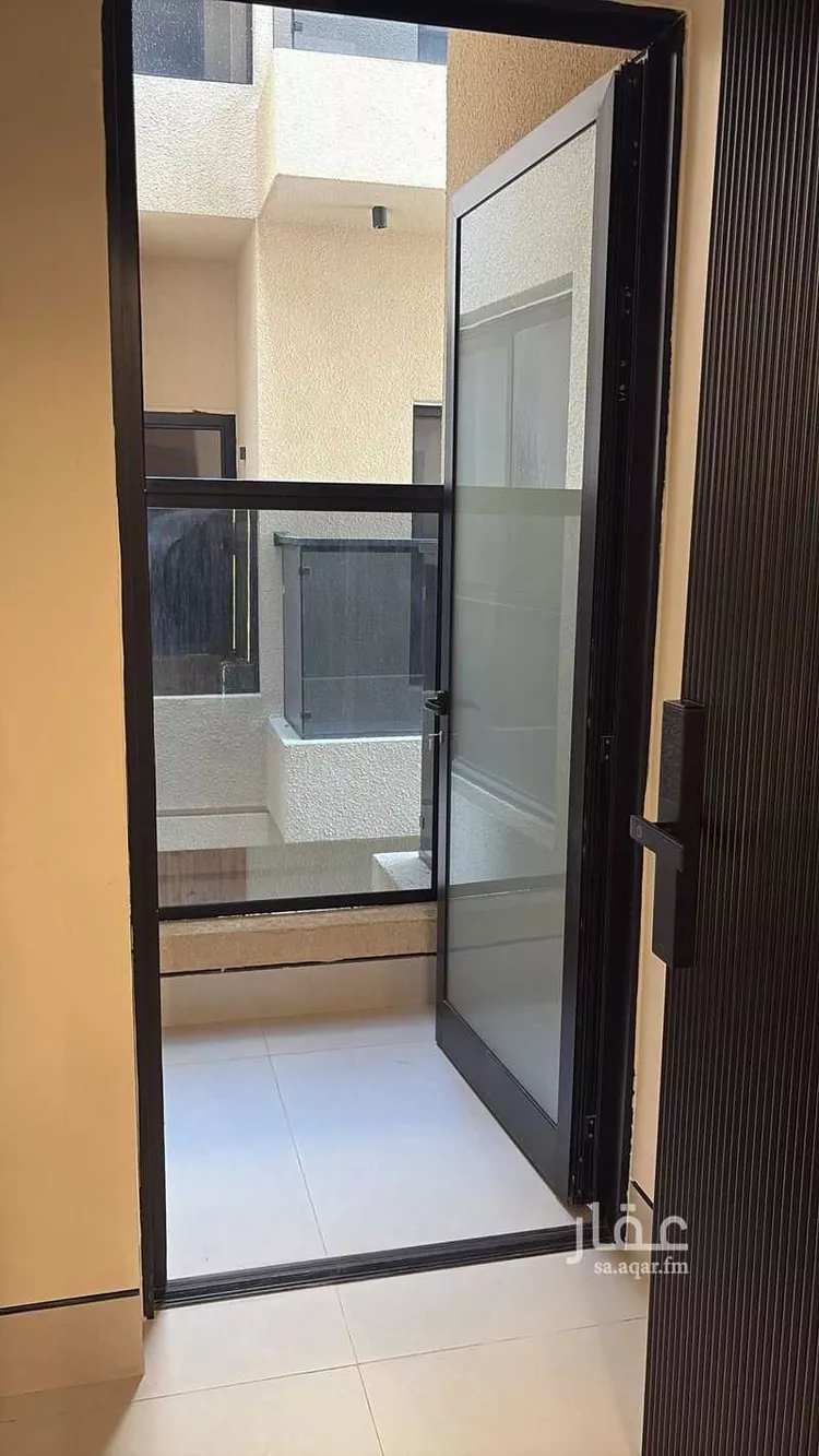 شقة للإيجار في شارع هشام بن عبدالملك, حي الملك فهد, مدينة الرياض, منطقة الرياض صورة 4
