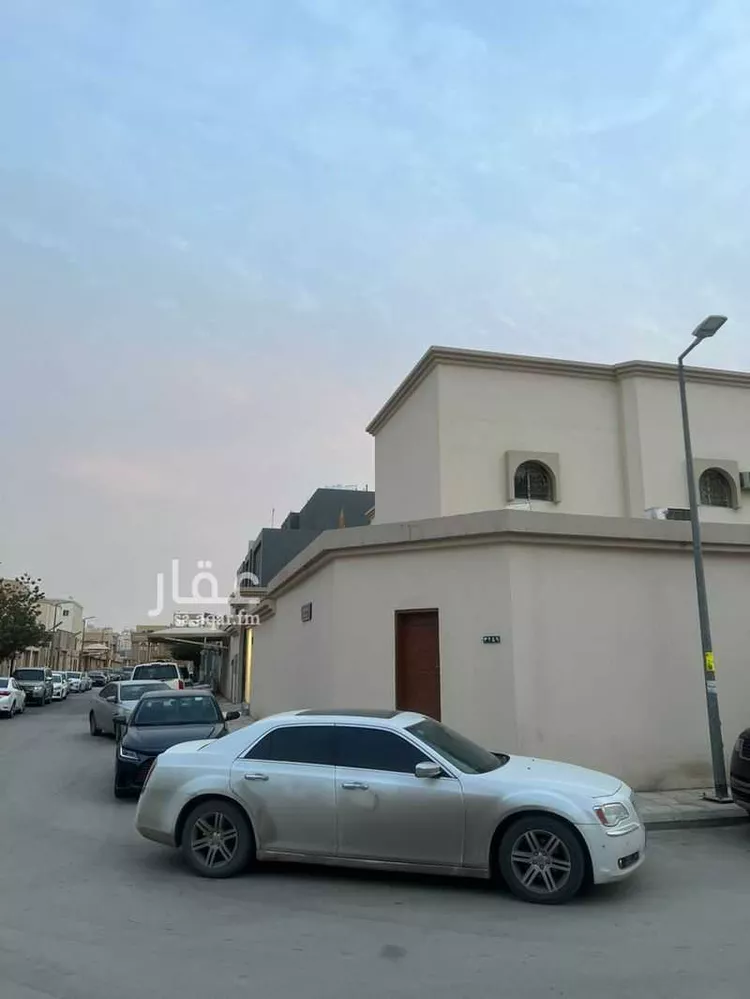 فيلا للبيع في شارع المريخة, حي الوادي, مدينة الرياض, منطقة الرياض