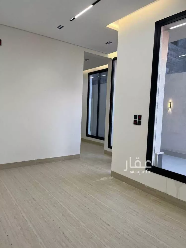 فيلا للبيع في شارع زياد بن أيوب, حي الرمال, مدينة الرياض, منطقة الرياض