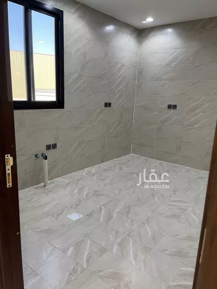 فيلا للبيع في شارع وجية الشحامي, حي الرمال, مدينة الرياض, منطقة الرياض 8