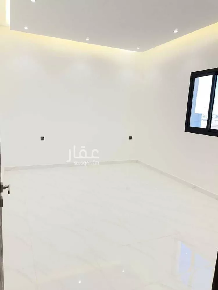 فيلا للبيع في شارع وجية الشحامي, حي الرمال, مدينة الرياض, منطقة الرياض 11