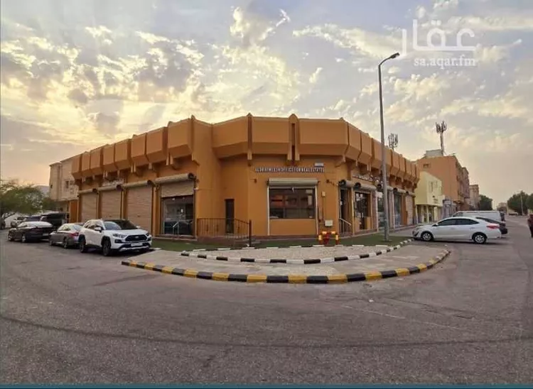 عمارة للإيجار في شارع أم القرى, حي المرقاب, مدينة الجبيل, المنطقة الشرقية صورة 2