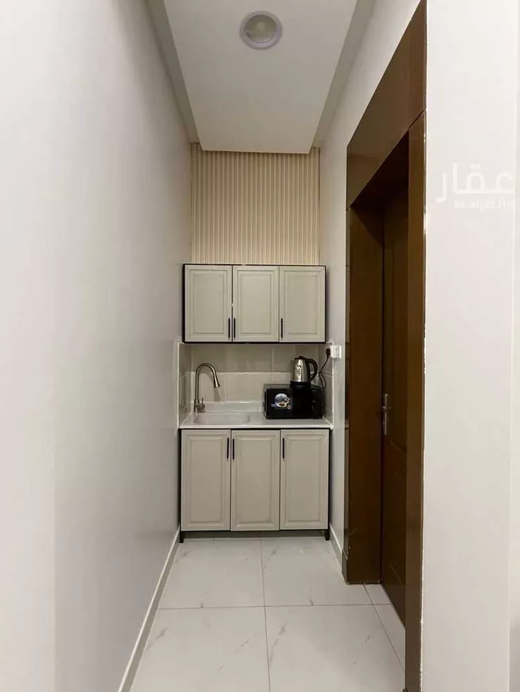 شقة للإيجار في شارع ابن رشيق ، حي الملك فيصل ، الرياض ، منطقة الرياض صورة 3