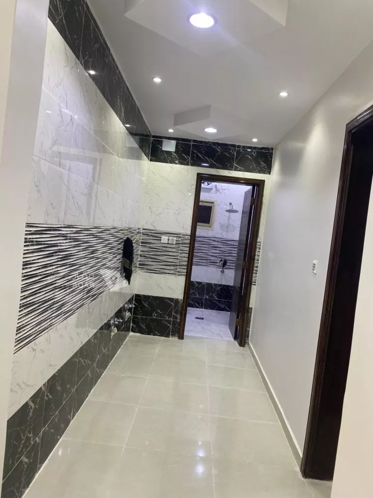 عمارة للبيع في شارع بزيع ابن عبدالله ابن اللحام, حي الغراء, مدينة المدينة المنورة, منطقة المدينة المنورة 16