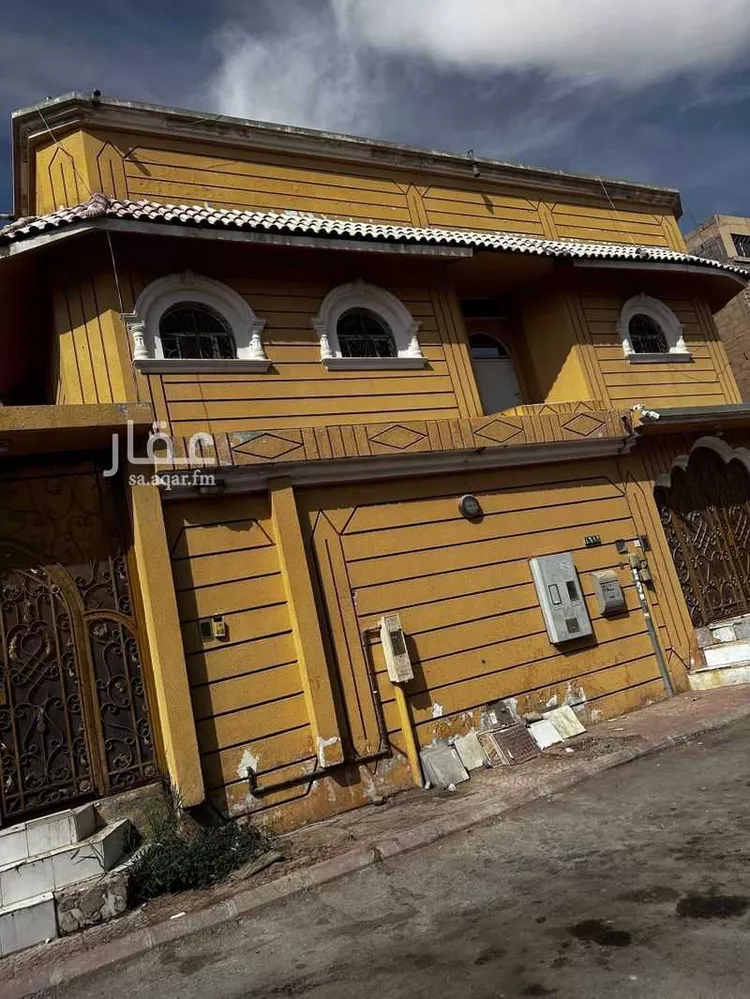 فيلا للبيع في شارع عبدالرحمن بن حريش ، حي العريجاء الغربية ، الرياض ، منطقة الرياض صورة 4