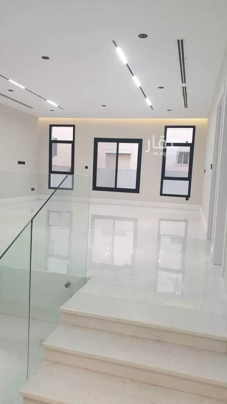 فيلا للإيجار في شارع محمد الكندي ، حي الياقوت ، جدة ، جدة