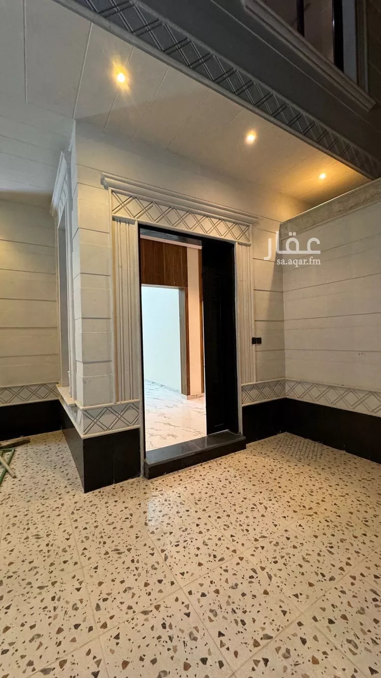 دور للبيع في شارع غياث ابن فارس, حي الرمال, مدينة الرياض, منطقة الرياض صورة 2