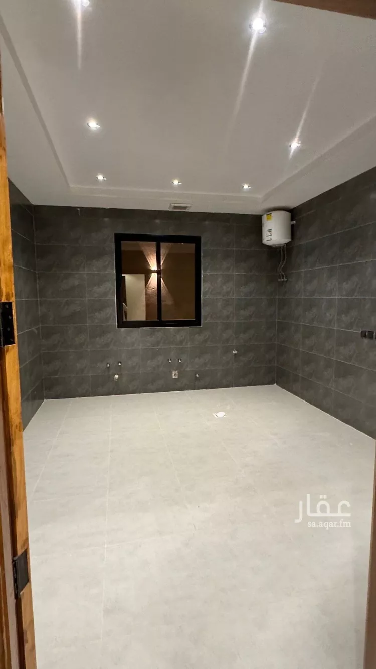دور للبيع في شارع علي البجادي, حي الرمال, مدينة الرياض, منطقة الرياض صورة 5