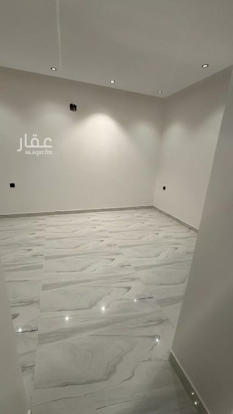 شقة للبيع في شارع أحمد بشناق, حي الرمال, مدينة الرياض, منطقة الرياض صورة 2