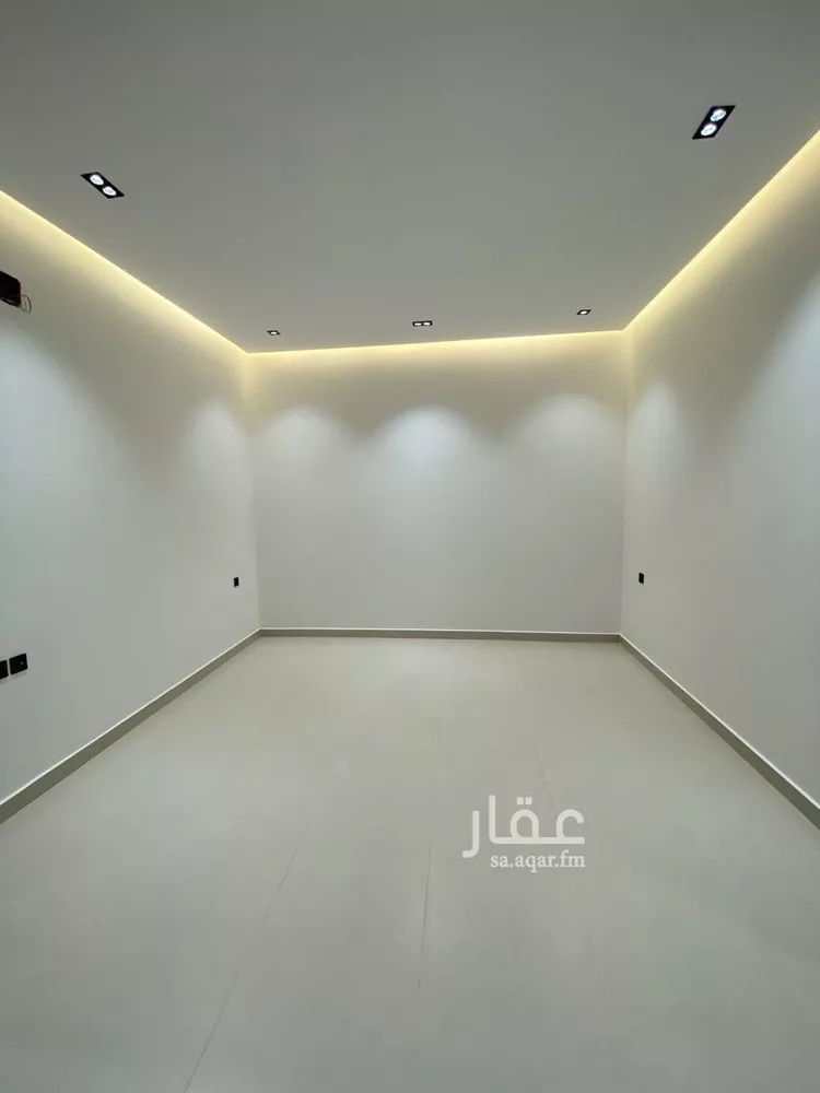 فيلا للبيع في شارع طريق علي البجادي, حي الرمال, مدينة الرياض, منطقة الرياض صورة 4