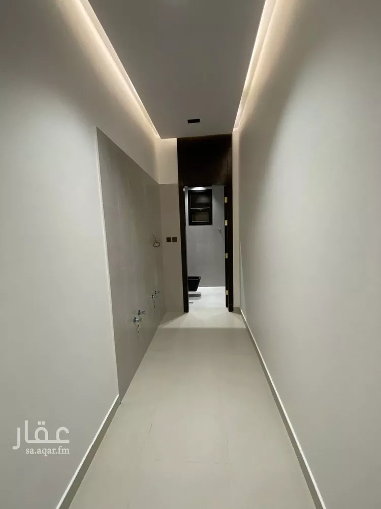 فيلا للبيع في شارع طريق علي البجادي, حي الرمال, مدينة الرياض, منطقة الرياض صورة 5