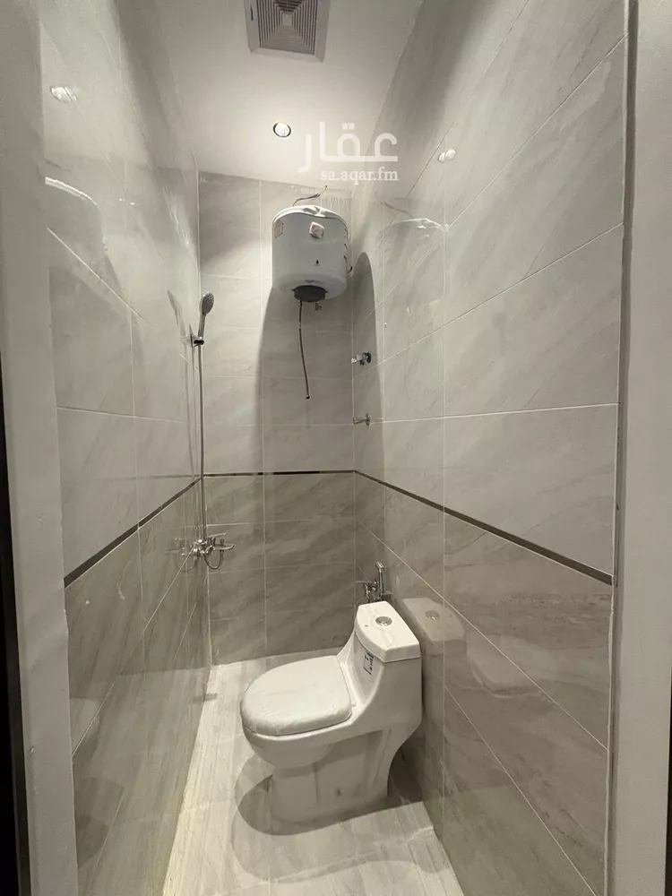 دور للبيع في شارع طريق علي البجادي, حي الرمال, مدينة الرياض, منطقة الرياض صورة 5