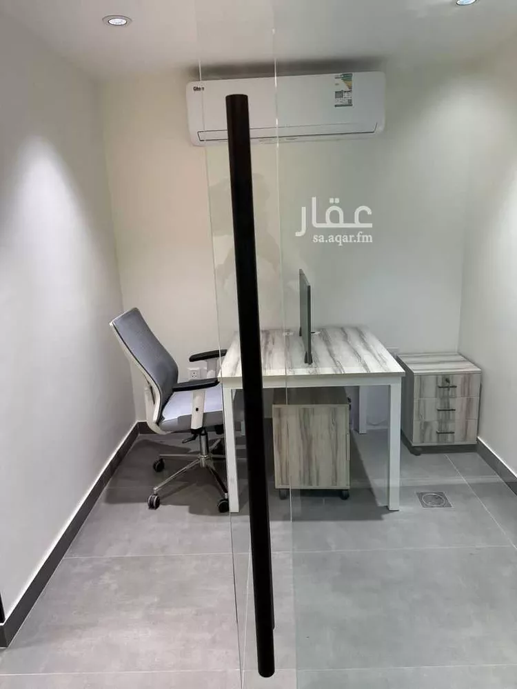 مكتب تجاري للإيجار في شارع ال عرفج, حي العليا, مدينة الرياض, منطقة الرياض صورة 4
