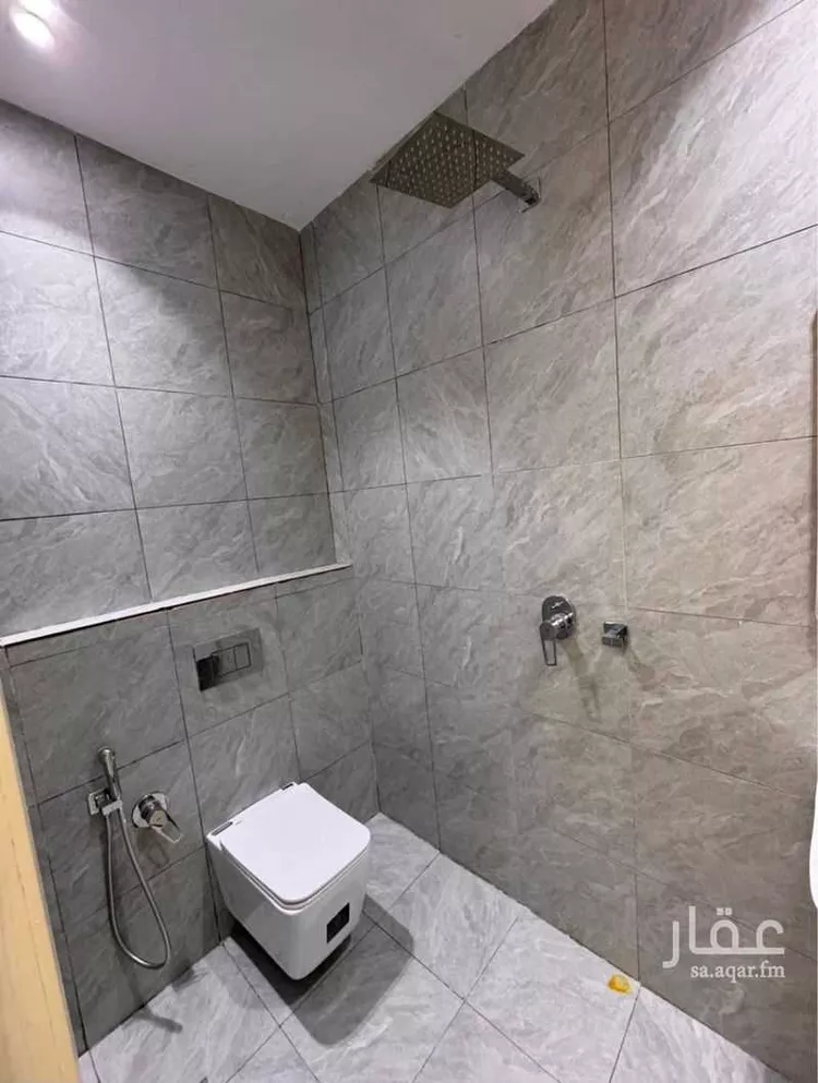 دور للبيع في شارع الربايع, حي المنار, مدينة الرياض, منطقة الرياض صورة 2