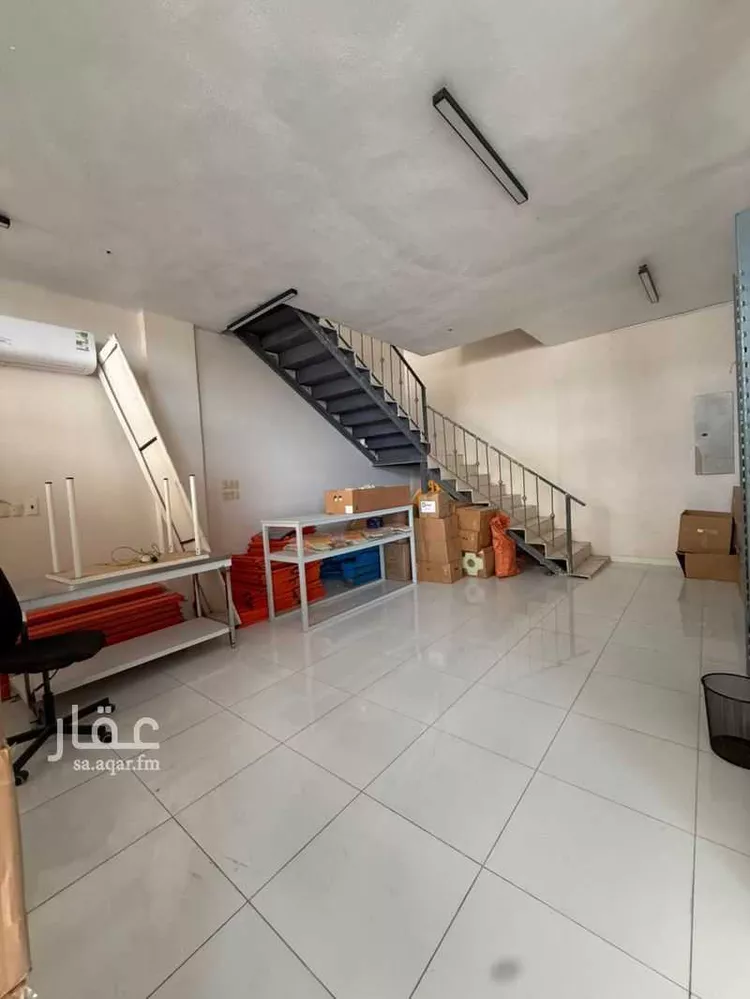 Shop for Rent in Al Khobar At Tahliyah صورة 2