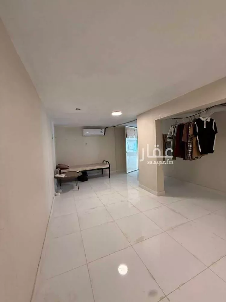 Shop for Rent in Al Khobar At Tahliyah صورة 5