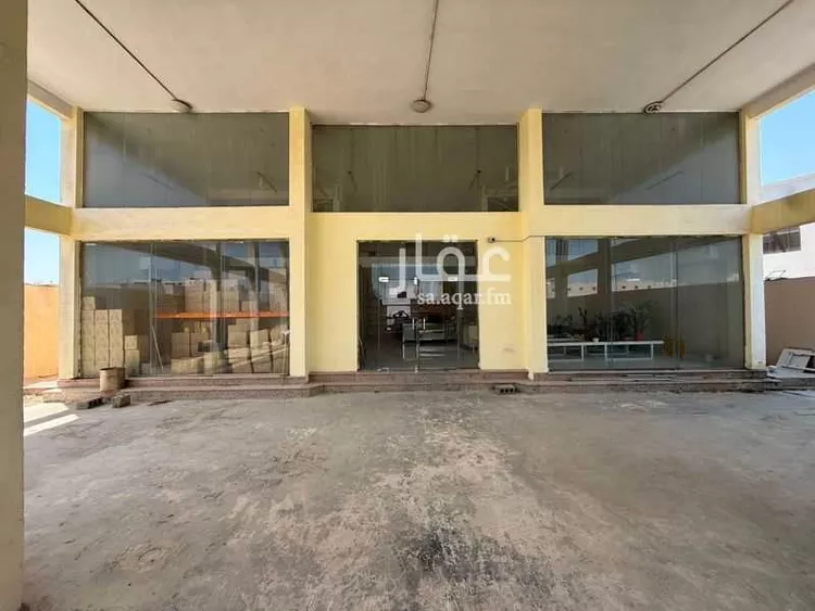 Warehouse for Rent in Al Khobar At Tahliyah صورة 3