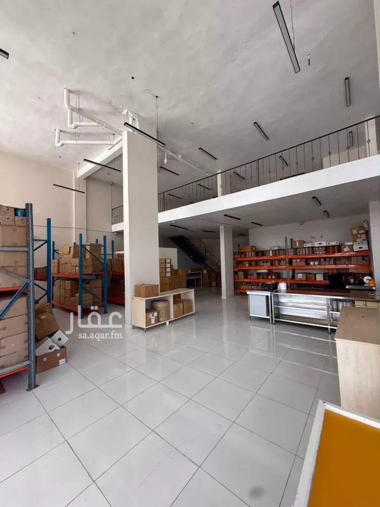 Shop for Rent in Al Khobar At Tahliyah صورة 3
