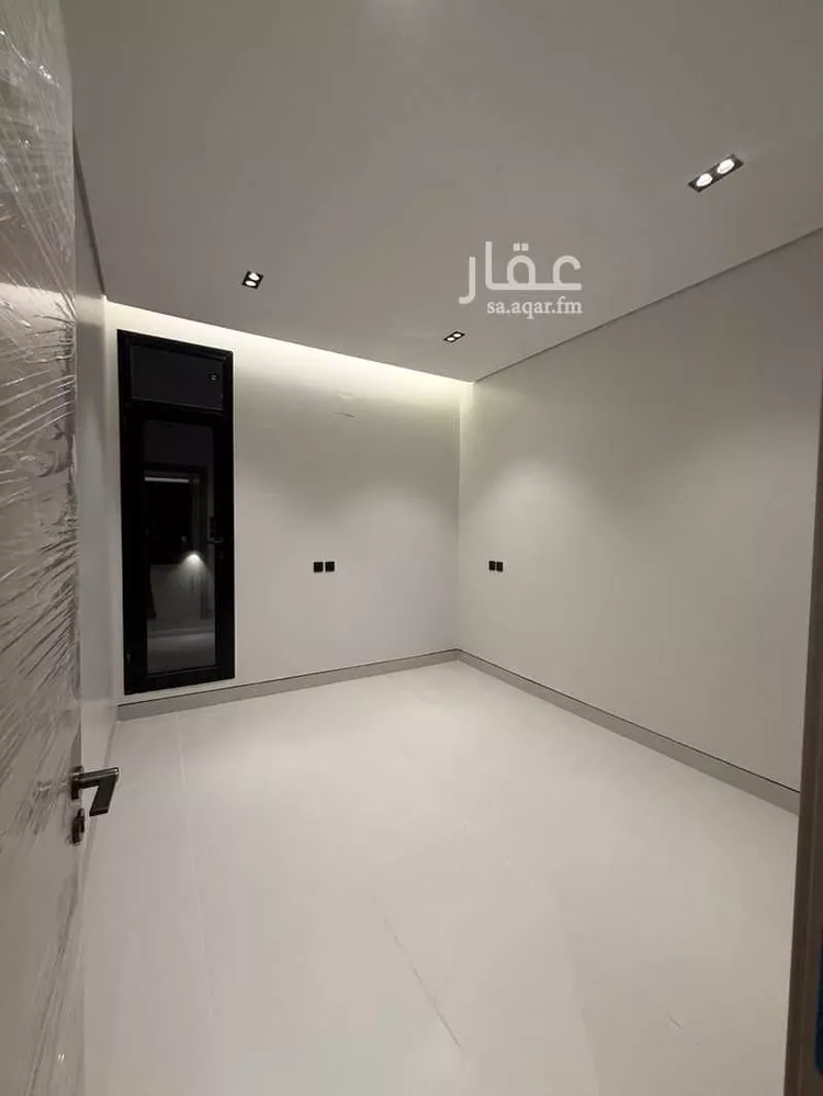 فيلا للبيع في شارع زياد بن أيوب, حي الرمال, مدينة الرياض, منطقة الرياض 13