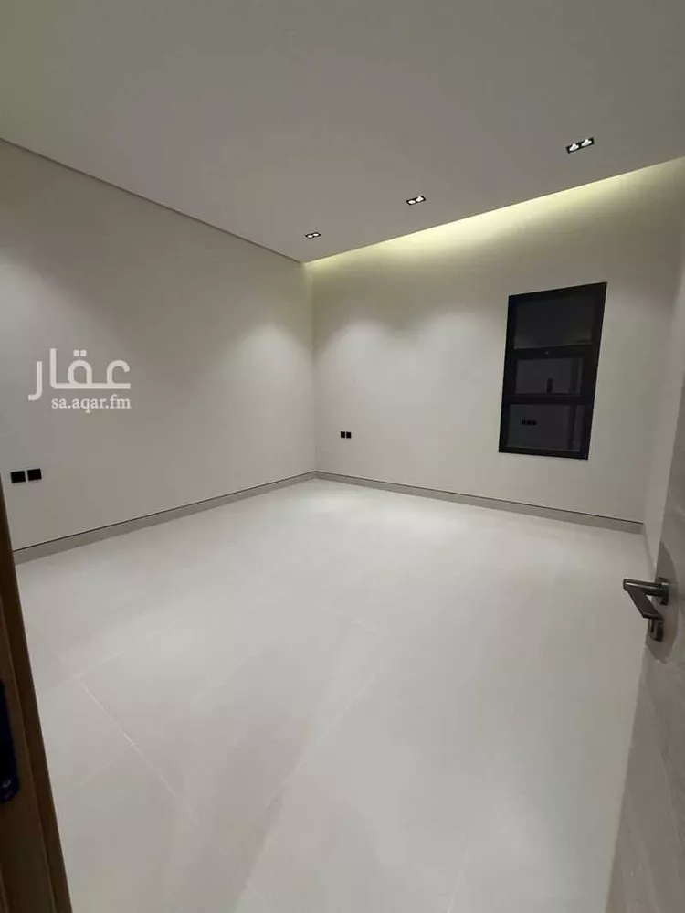 فيلا للبيع في شارع زياد بن أيوب, حي الرمال, مدينة الرياض, منطقة الرياض 10