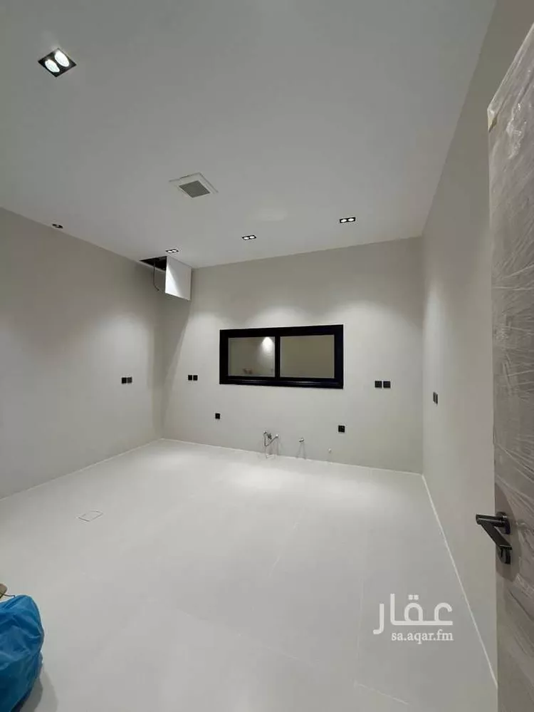 فيلا للبيع في شارع زياد بن أيوب, حي الرمال, مدينة الرياض, منطقة الرياض 6
