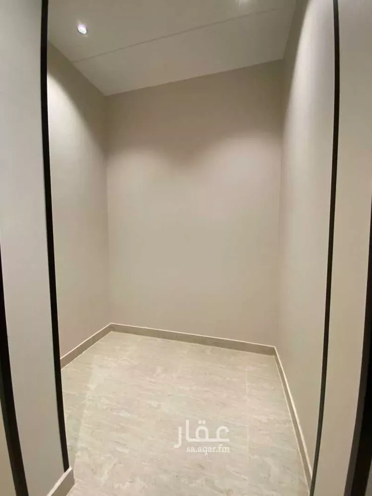 دور للبيع في شارع شارع 15 ب, حي المطار, مدينة جازان, منطقة جازان صورة 4