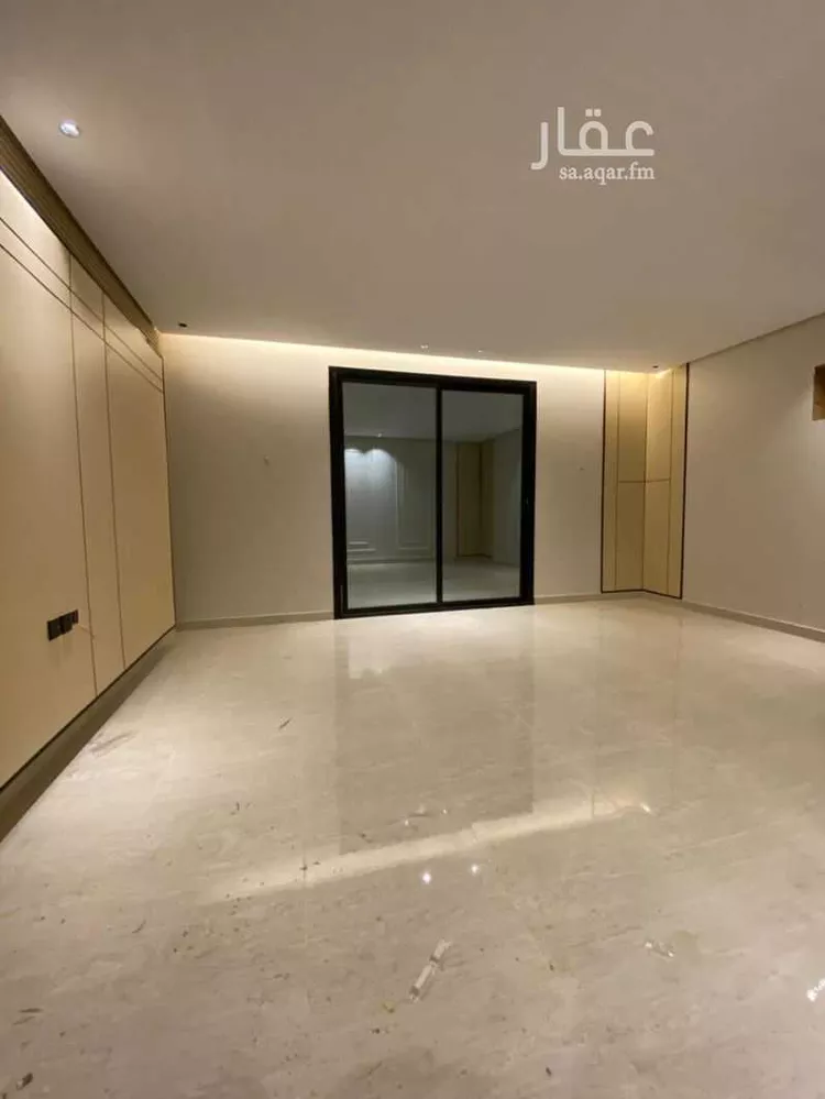 دور للبيع في شارع شارع 15 ب, حي المطار, مدينة جازان, منطقة جازان