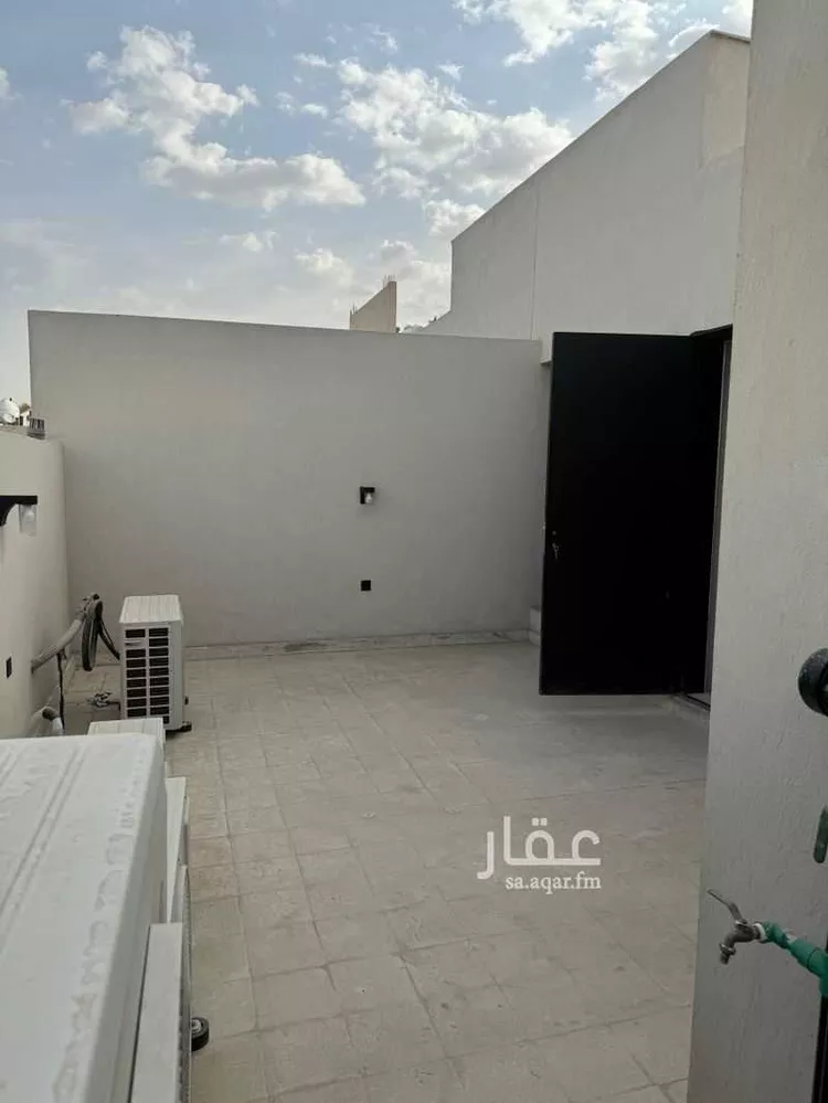 Villa for Rent in Riyadh Al Arid 15