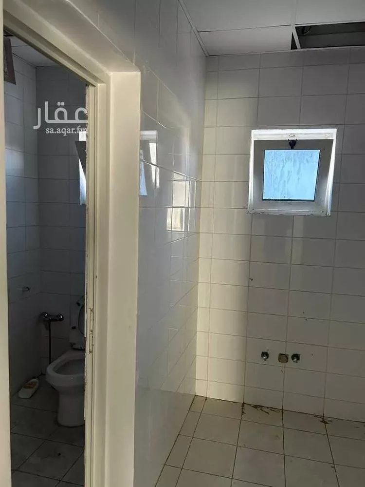 محل للإيجار في شارع المنار, حي ابن سيناء, مدينة الخبر, المنطقة الشرقية صورة 2