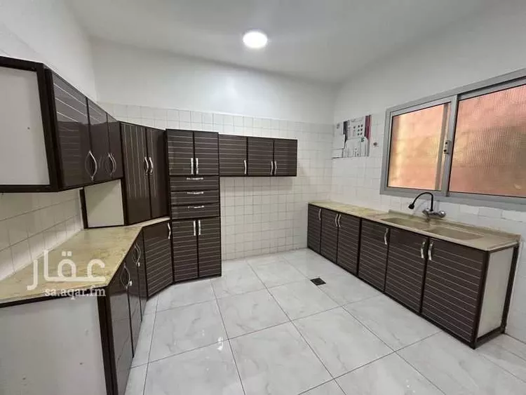 شقة للإيجار في شارع الامير احمد ابن عبدالعزيز, حي مدينة العمال, مدينة الخبر, المنطقة الشرقية صورة 3