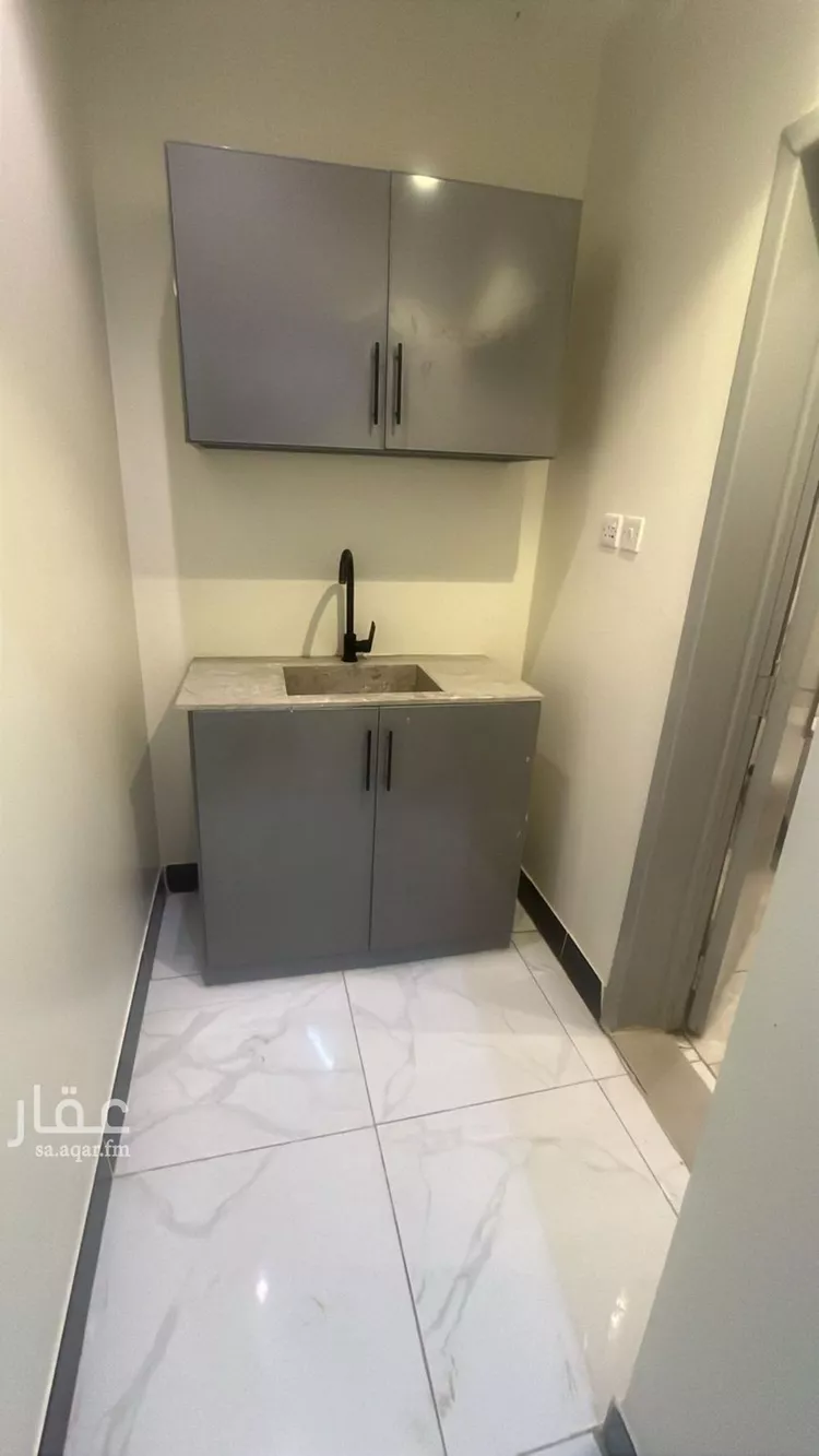 شقة للإيجار في شارع وادي البطحاء, حي الملقا, مدينة الرياض, منطقة الرياض صورة 2