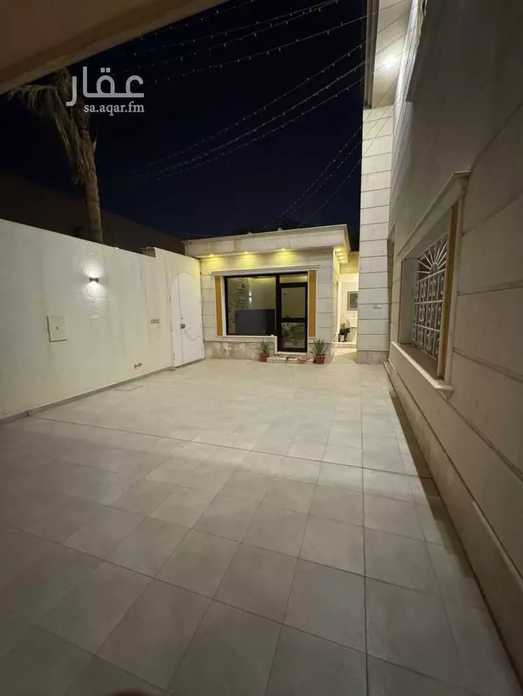 فيلا للبيع في شارع البكرات, حي الرحمانية, مدينة الرياض, منطقة الرياض صورة 2