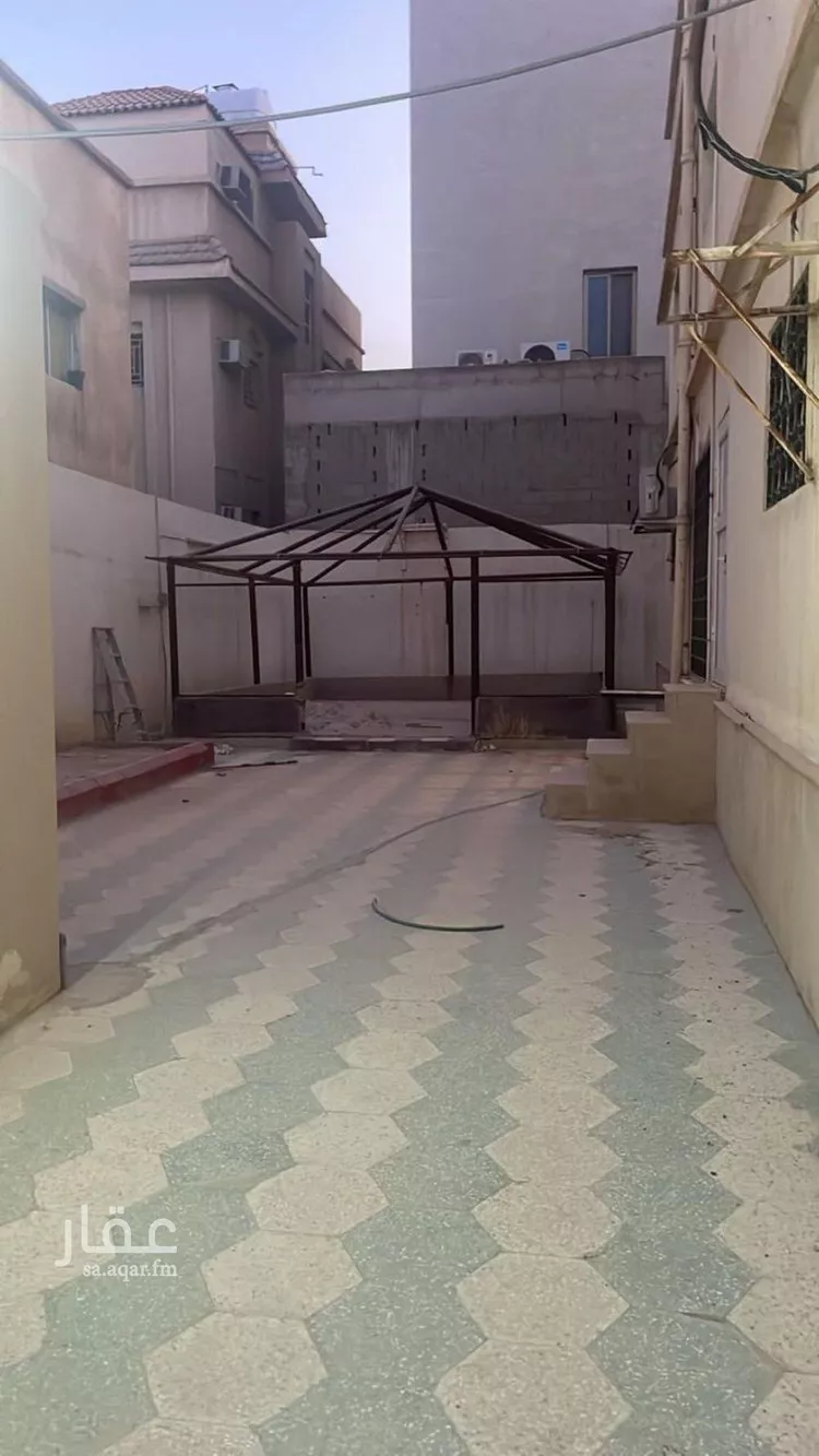فيلا للبيع في شارع ابن الصوري, حي الروضة, مدينة الرياض, منطقة الرياض صورة 5
