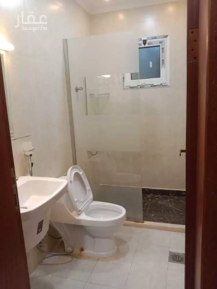 عمارة للإيجار في حي هجر, مدينة الدمام, المنطقة الشرقية
