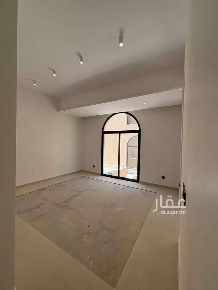 فيلا للإيجار في شارع جعفر المستفاض ، حي الشرق ، الرياض ، منطقة الرياض