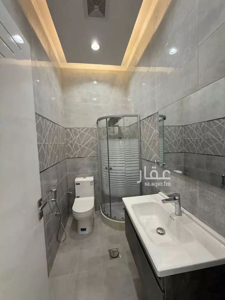شقة للبيع في شارع عبدالرحمن ابن بوذوية, حي الصناعية, مدينة المدينه المنوره, منطقة المدينة المنورة صورة 4