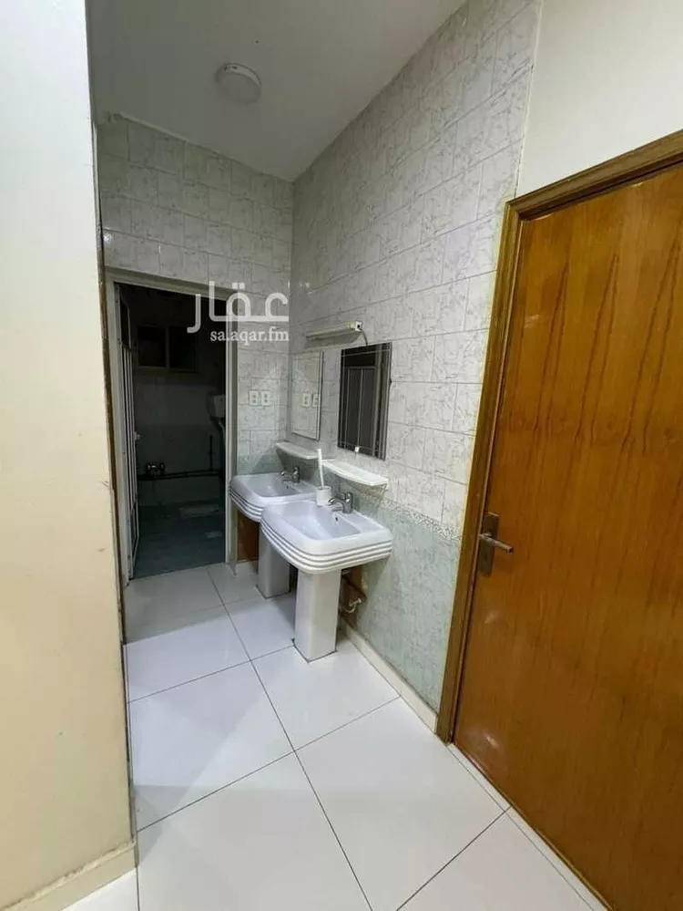 عمارة للبيع في شارع 29أ, حي بدر, مدينة الدمام, المنطقة الشرقية صورة 3