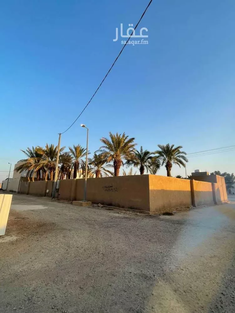 مزرعة للبيع في شارع رويضة السهول, حي مخطط رقم 133 , مدينة ثادق, منطقة الرياض صورة 2