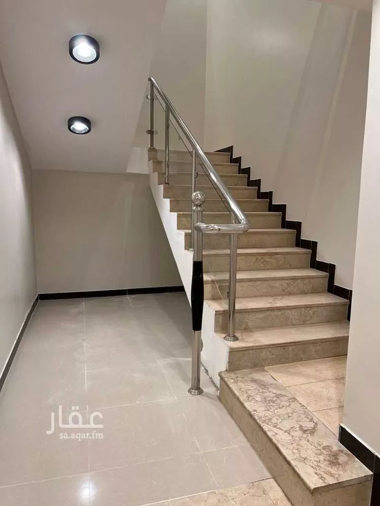 فيلا للبيع في شارع رقم 142, حي ظهرة لبن, مدينة الرياض, منطقة الرياض 8