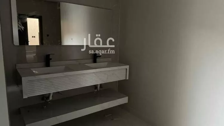 دور للبيع في شارع محمد بن علي بن ميمون الكوفي, حي ورقان, مدينة المدينه المنوره, منطقة المدينة المنورة