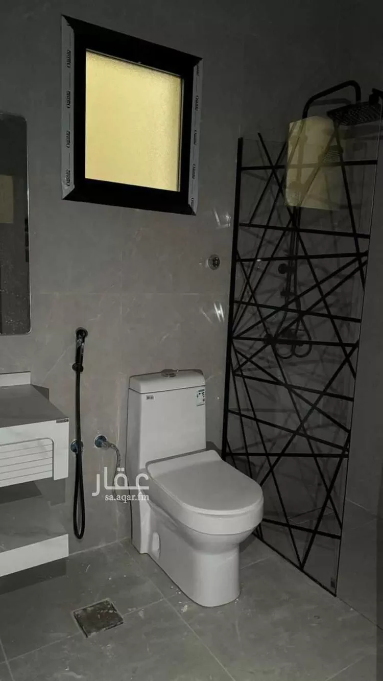 دور للبيع في شارع محمد بن علي بن ميمون الكوفي, حي ورقان, مدينة المدينه المنوره, منطقة المدينة المنورة صورة 3